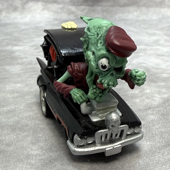Monster 500 Other - Monster 500 Zoom Zombie Diecast Hearse Car 2013 Creata Toys R Us Exclusive EUC